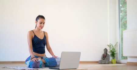 Come scegliere un corso yoga